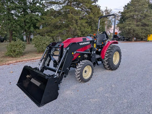 Yanmar® YM232 Compact Tractor with Front End Loader and R4 Tires